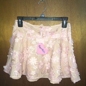 NWT Sugar Thrillz Petal Posse Skirt